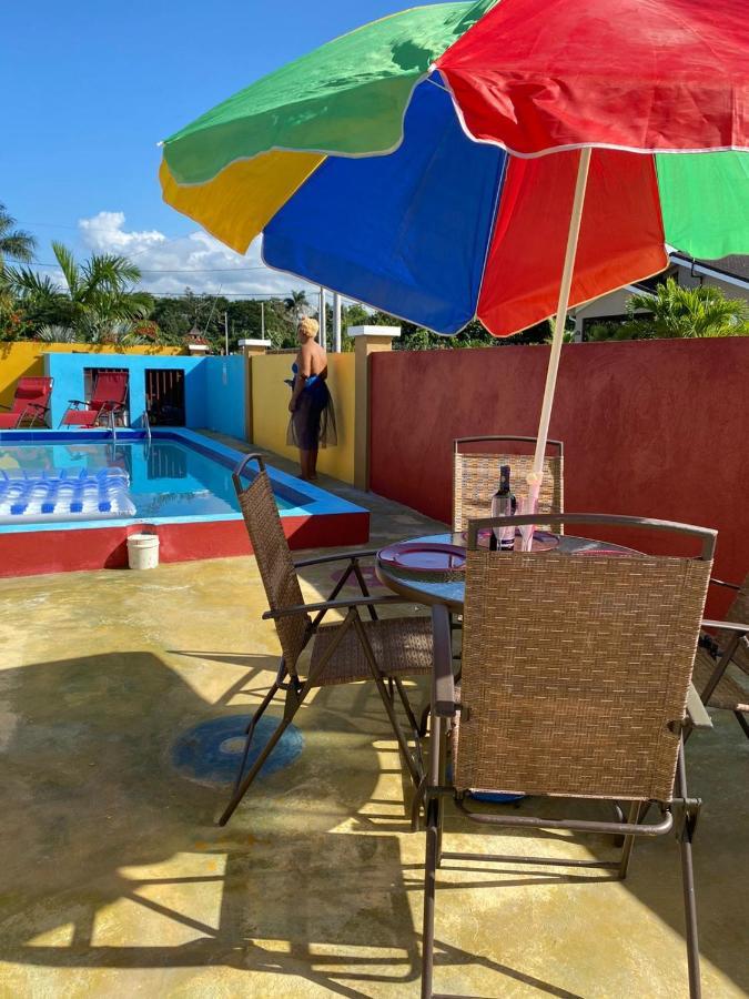 Paradise Villa Sleep 6 Private Pool オーチョ・リオス エクステリア 写真